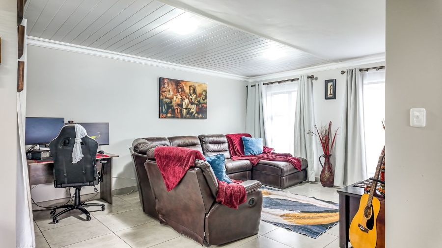 3 Bedroom Property for Sale in Dana Bay Western Cape